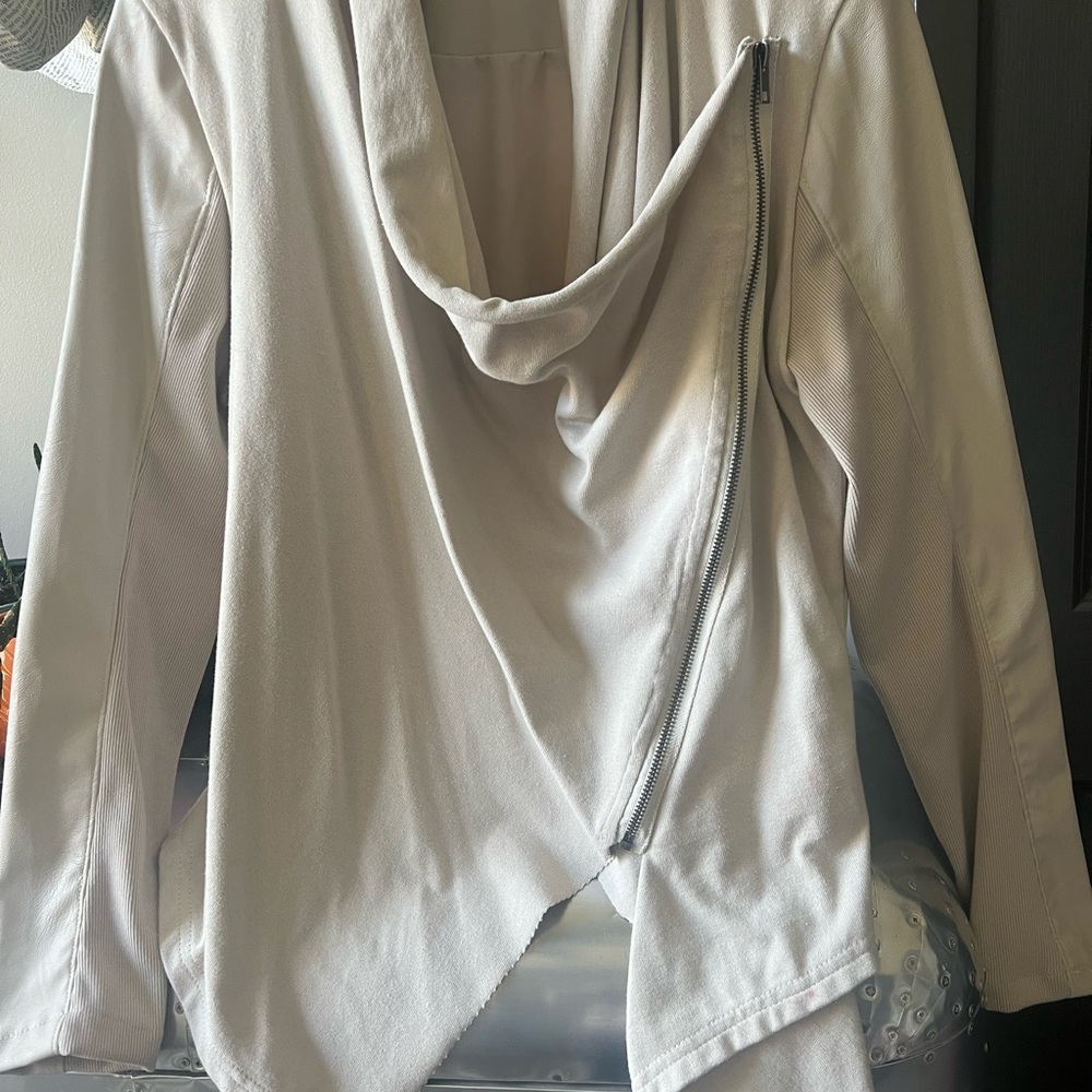 Chic Asymmetrical Zip Jacket